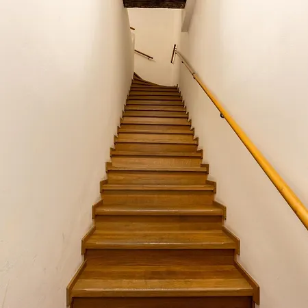 Dero' Apartman